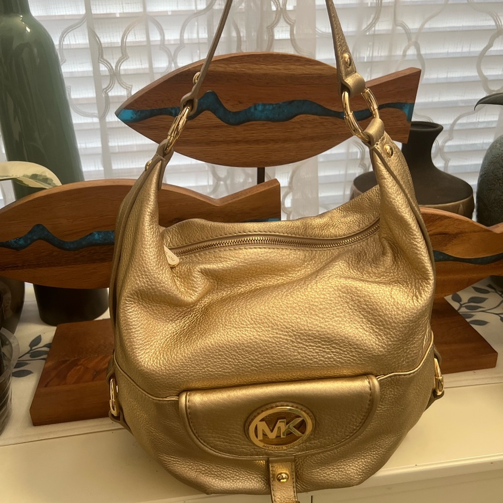 Michael Kors Gold Hobo Bag (M2)